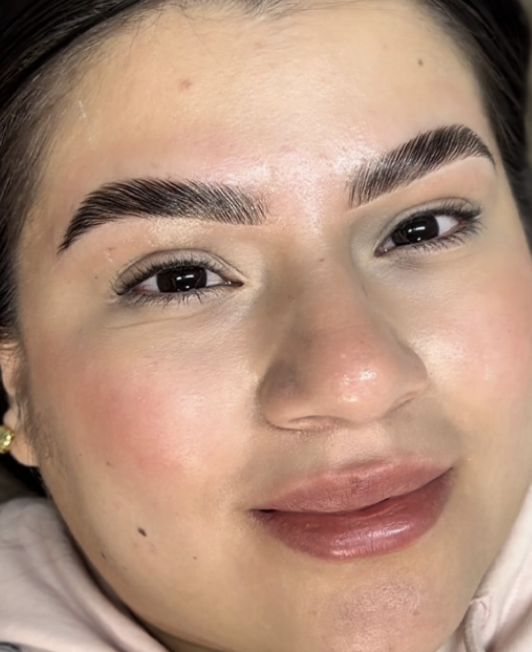 Steph at Ebrow By Steph studio